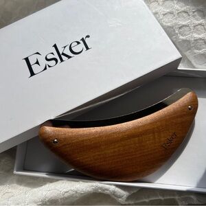 Esker Body Plane